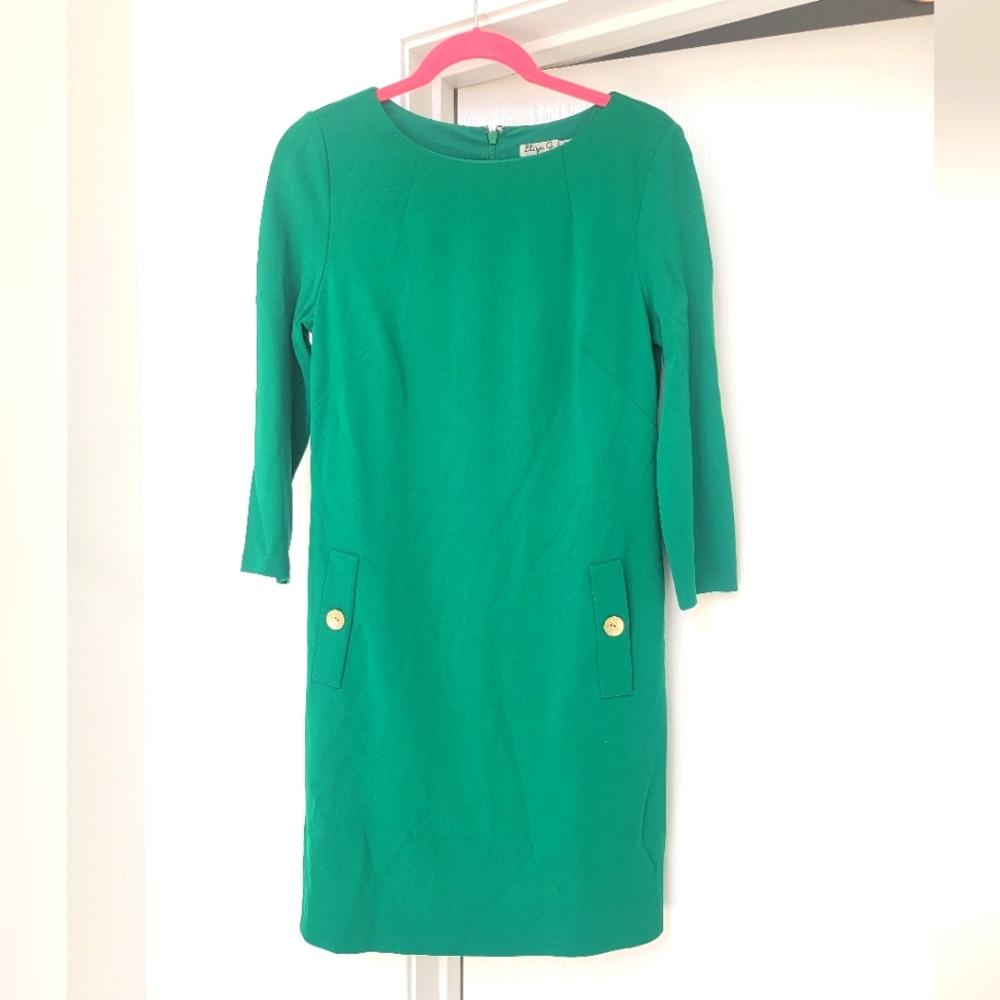 Eliza J Green Dress Size 6 Three Quarter Sleeves Gold Button Detail
